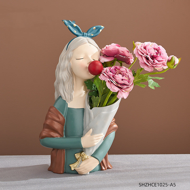Girl Figurine Resin Sculpture - Mod Nest