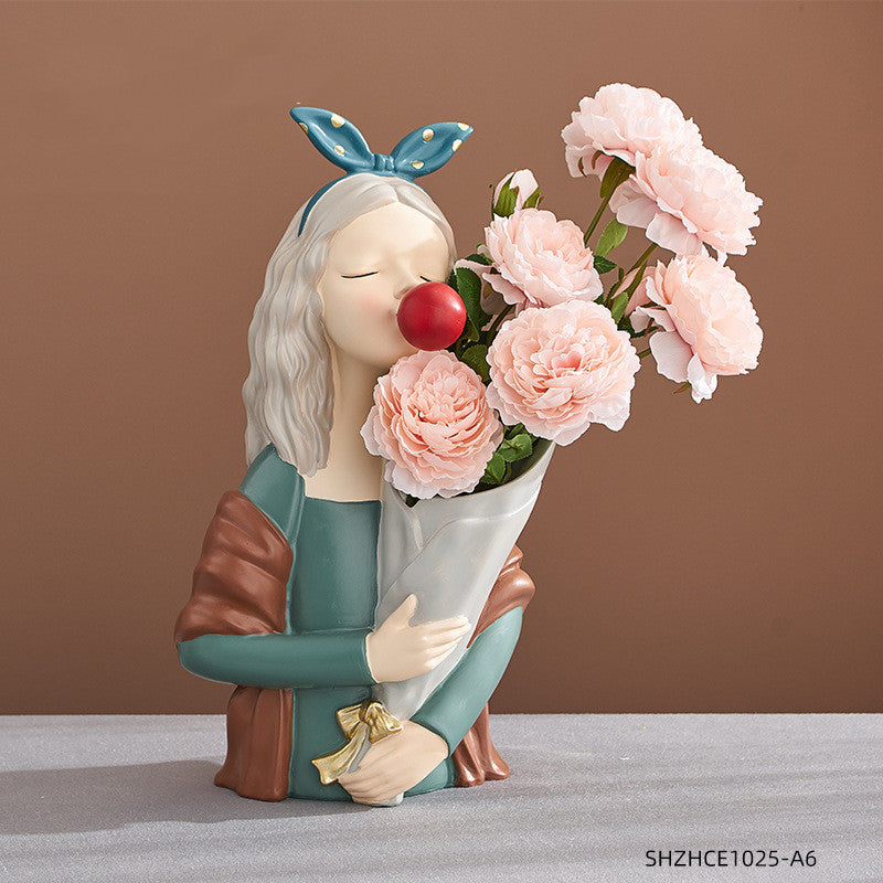 Girl Figurine Resin Sculpture - Mod Nest